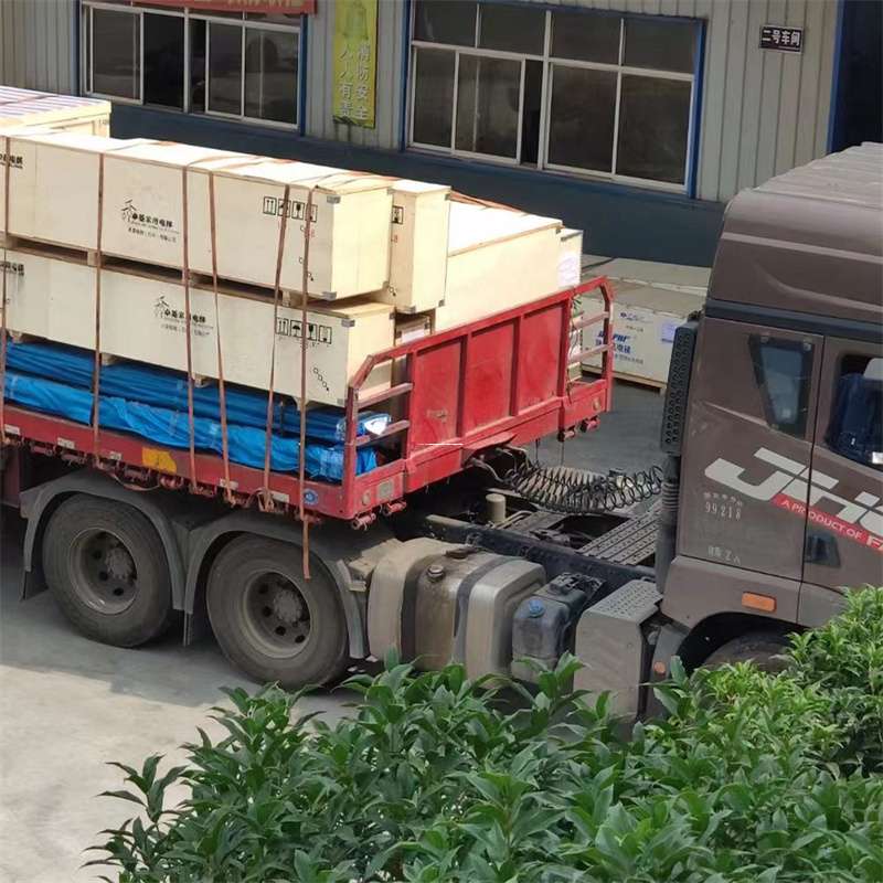 内蒙古兴安盟乌兰浩特至新疆阿勒泰福海县物流专线，一站式服务，让您的货物畅行无忧